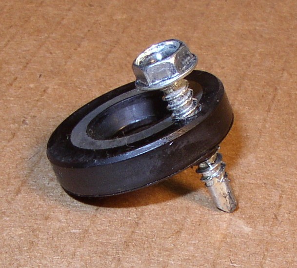Removing gearcase seal using sheetmetal screw