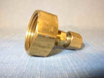 1/4" OD icemaker adapter
